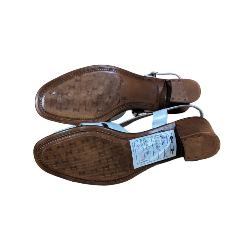 Naturalizer Sandals - Picture 4 of 9